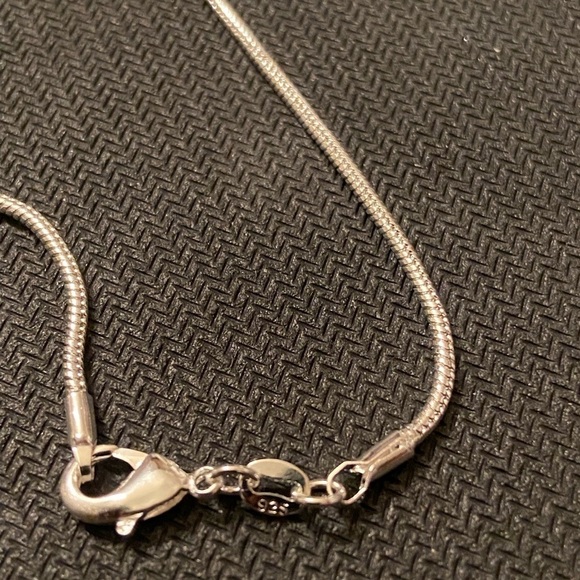 Women’s Beautiful Genuine Fossil Coral Pendant on Sterling Silver Necklace - Picture 4 of 5